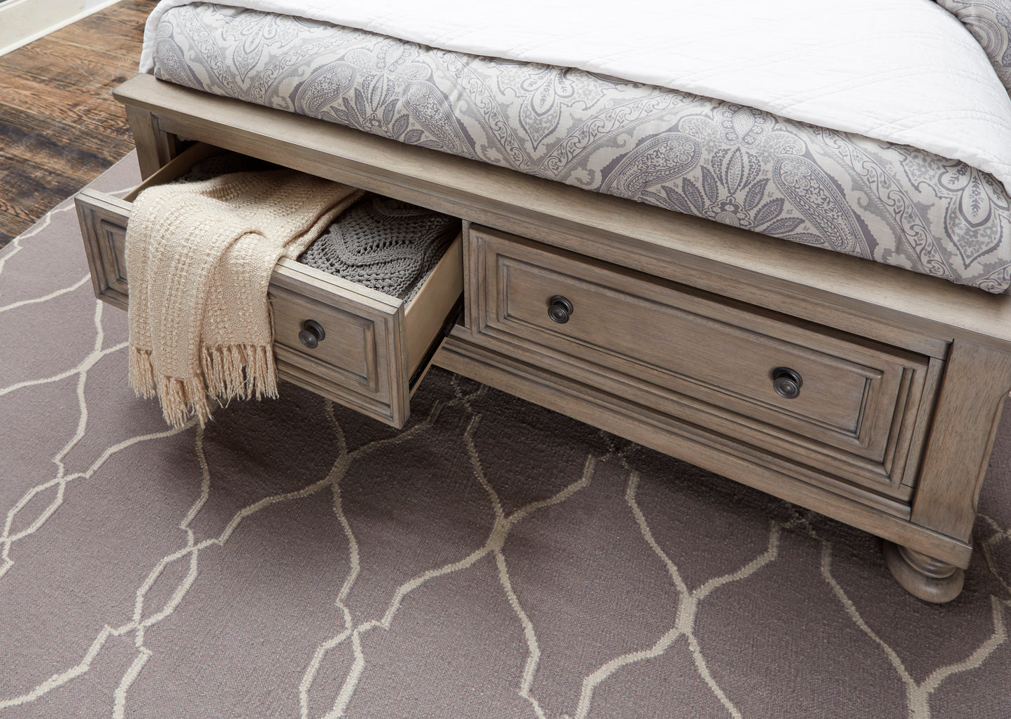 2259KGY-1CK* - (3) California King Platform Bed with Footboard Storage