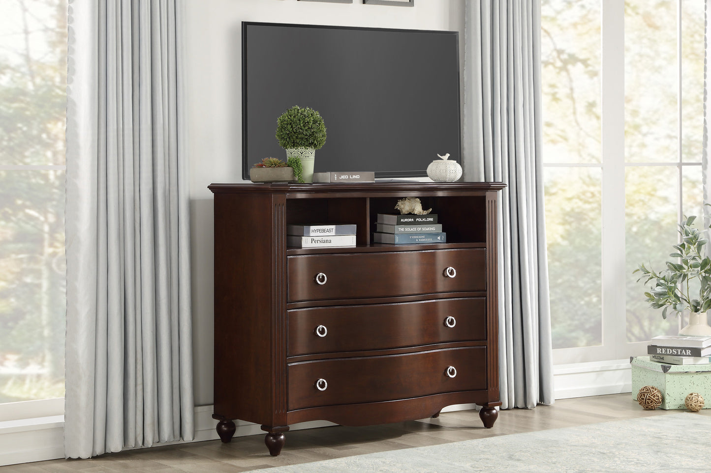 2058C-11 - Media Chest
