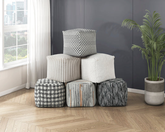 P31006 - Pouf
