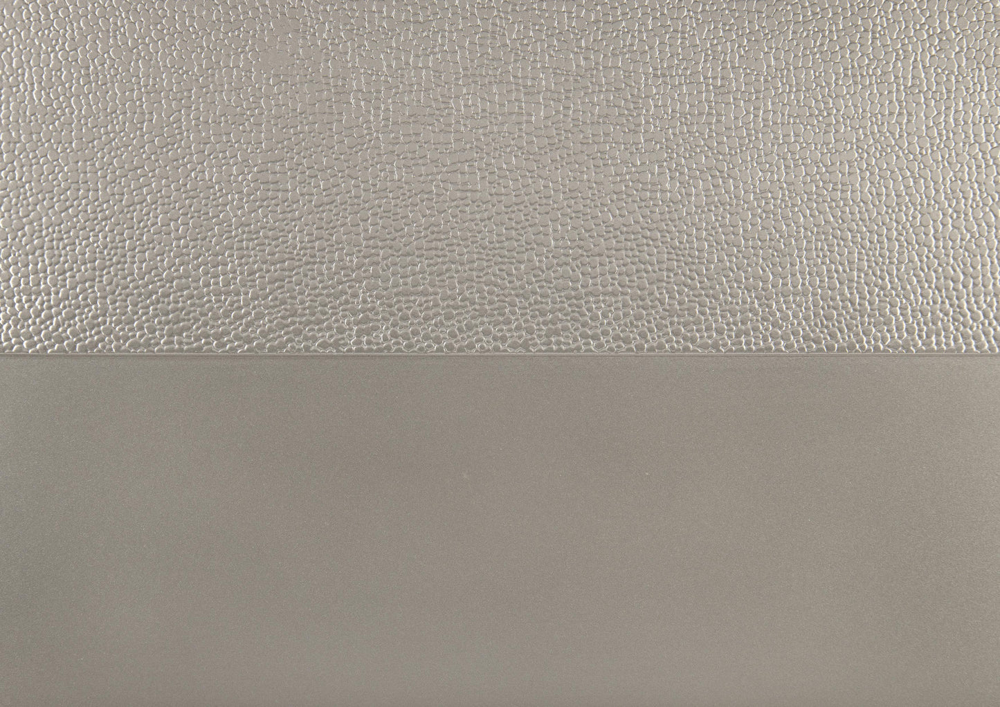 5546-84 - Dining Table