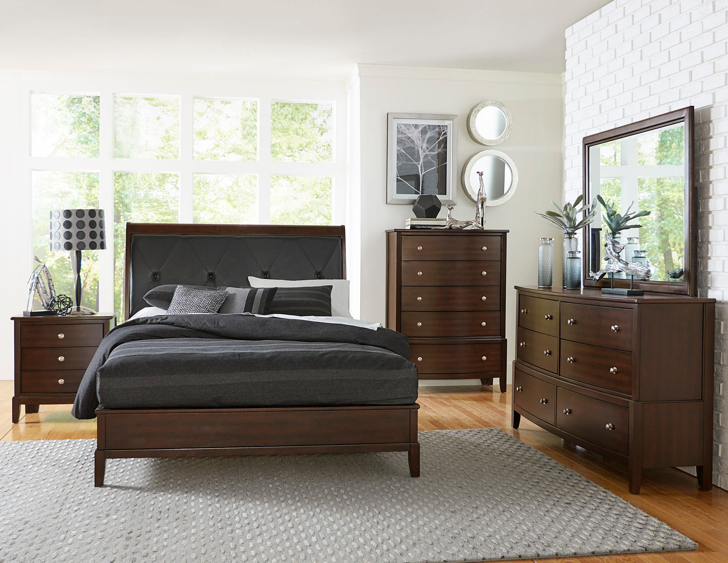 1730-5 - Dresser