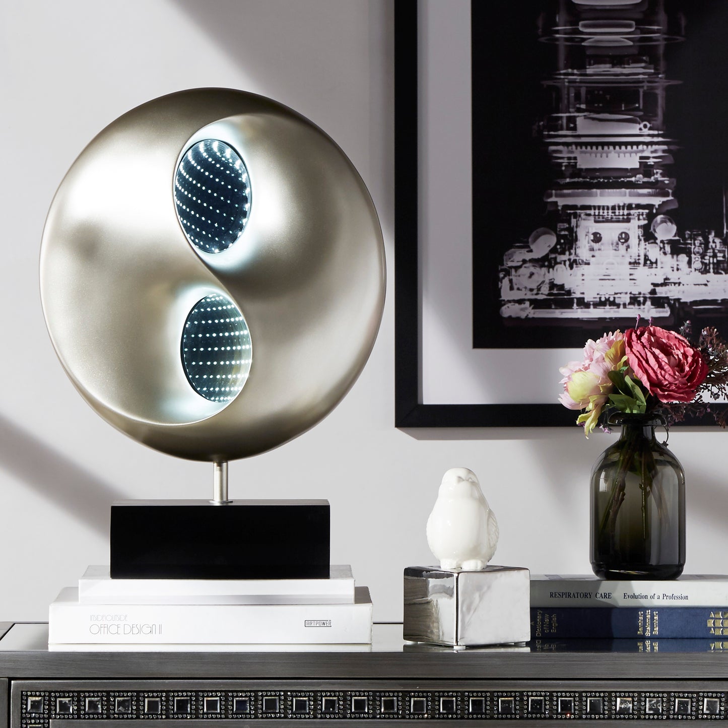 H19743 - Table Lamp