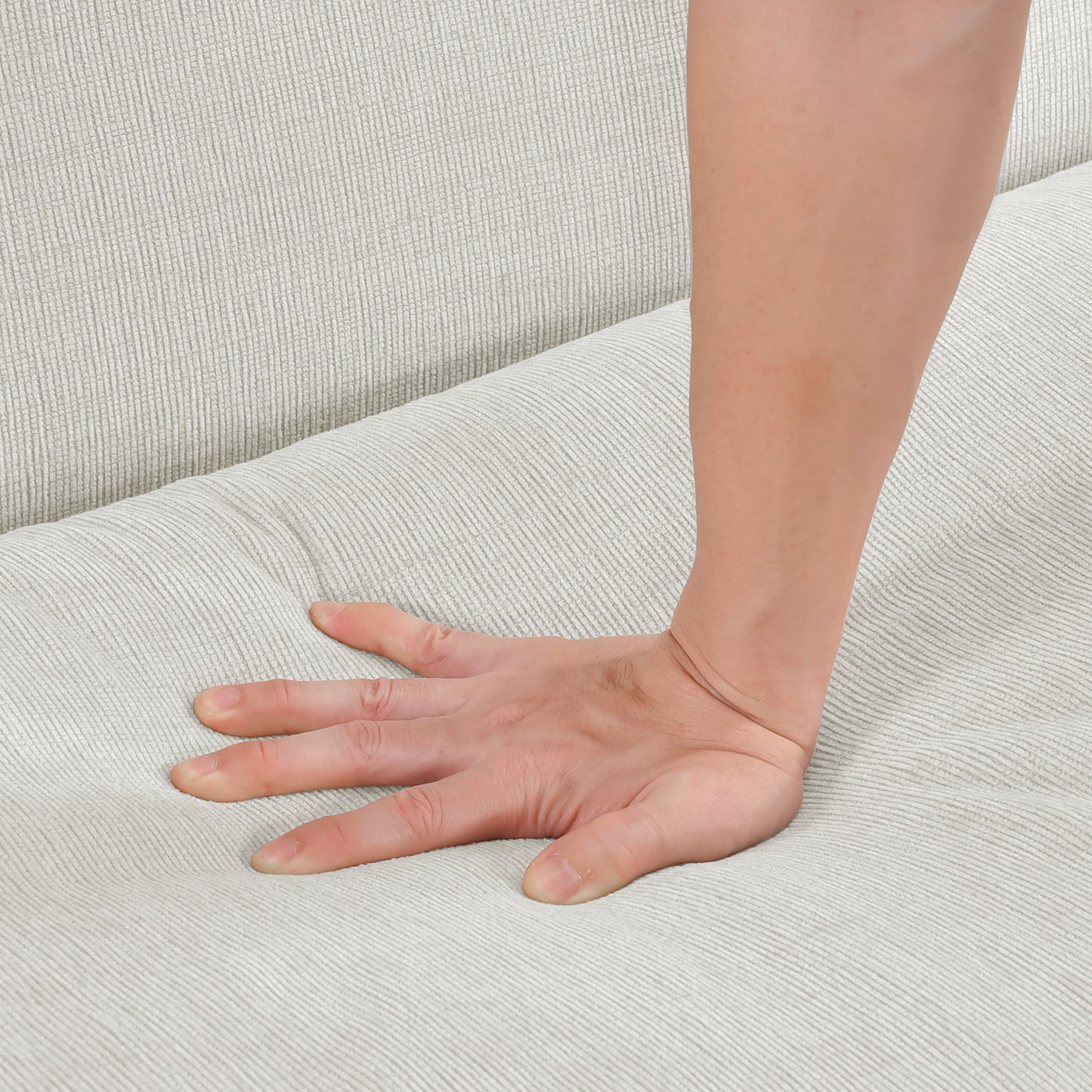 1113BE-2 - Love Seat