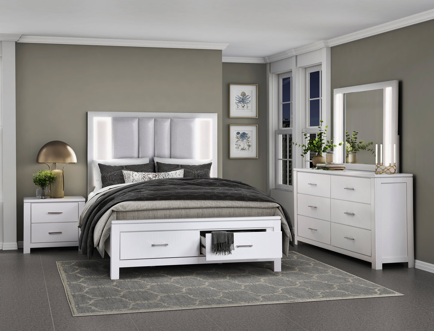 1486K-1EK* - (3) Eastern King Platform Bed with Footboard Storage