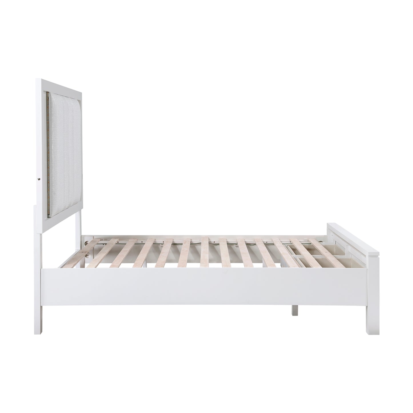 1486K-1EK* - (3) Eastern King Platform Bed with Footboard Storage