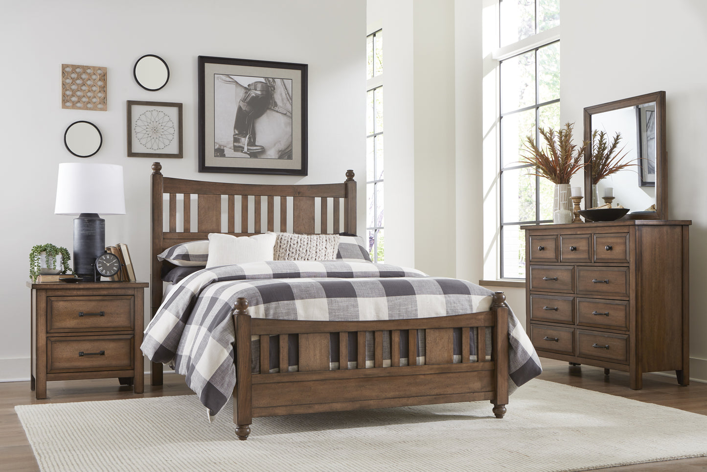 1584K-1EK* - (3) Eastern King Bed