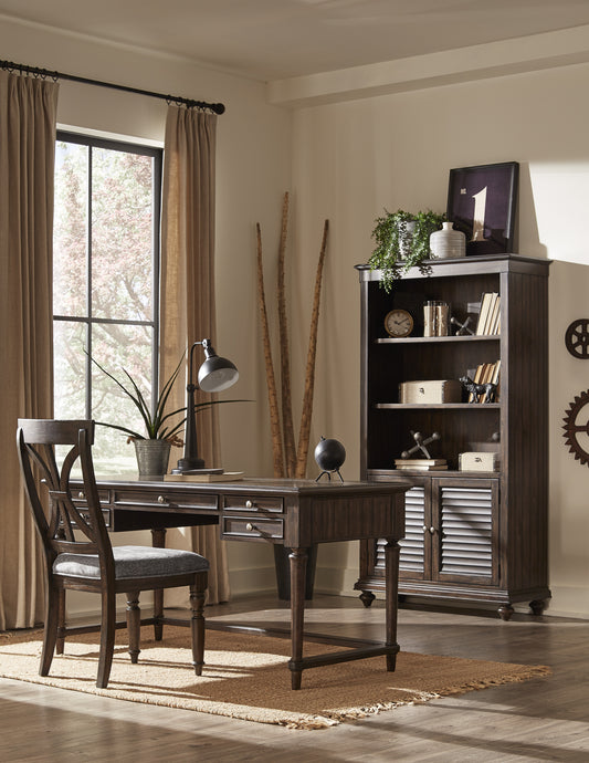 1689-16 - Writing Desk