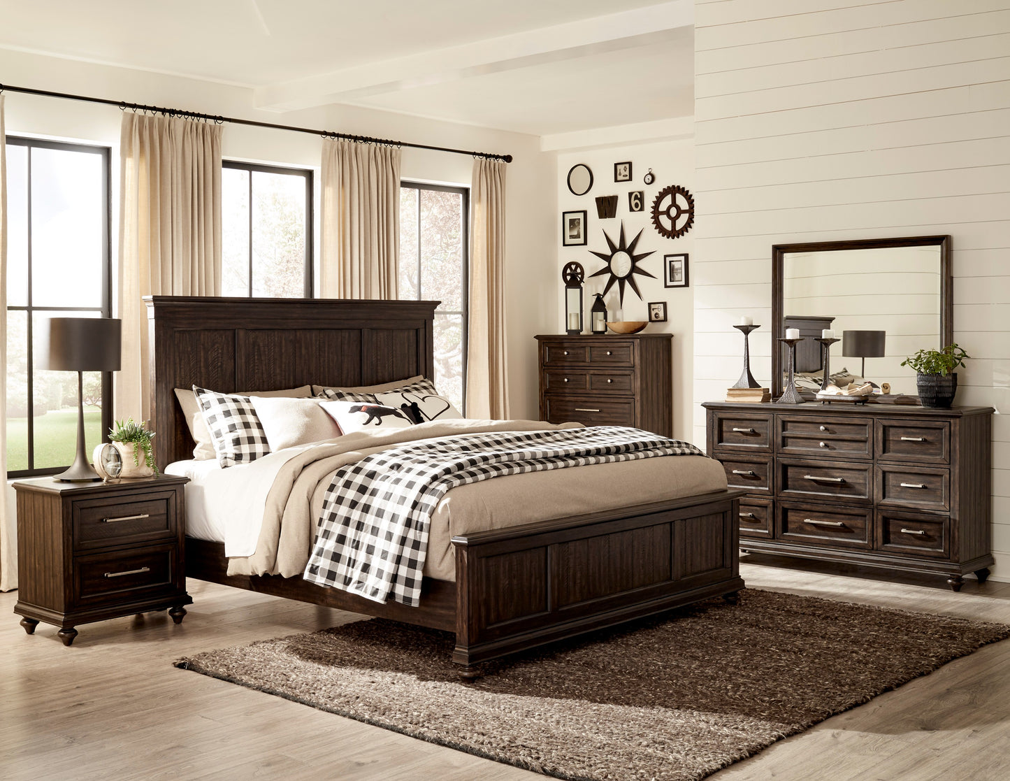 1689-5 - Dresser