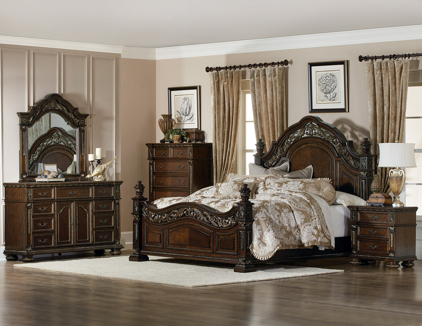 1824-5 - Dresser