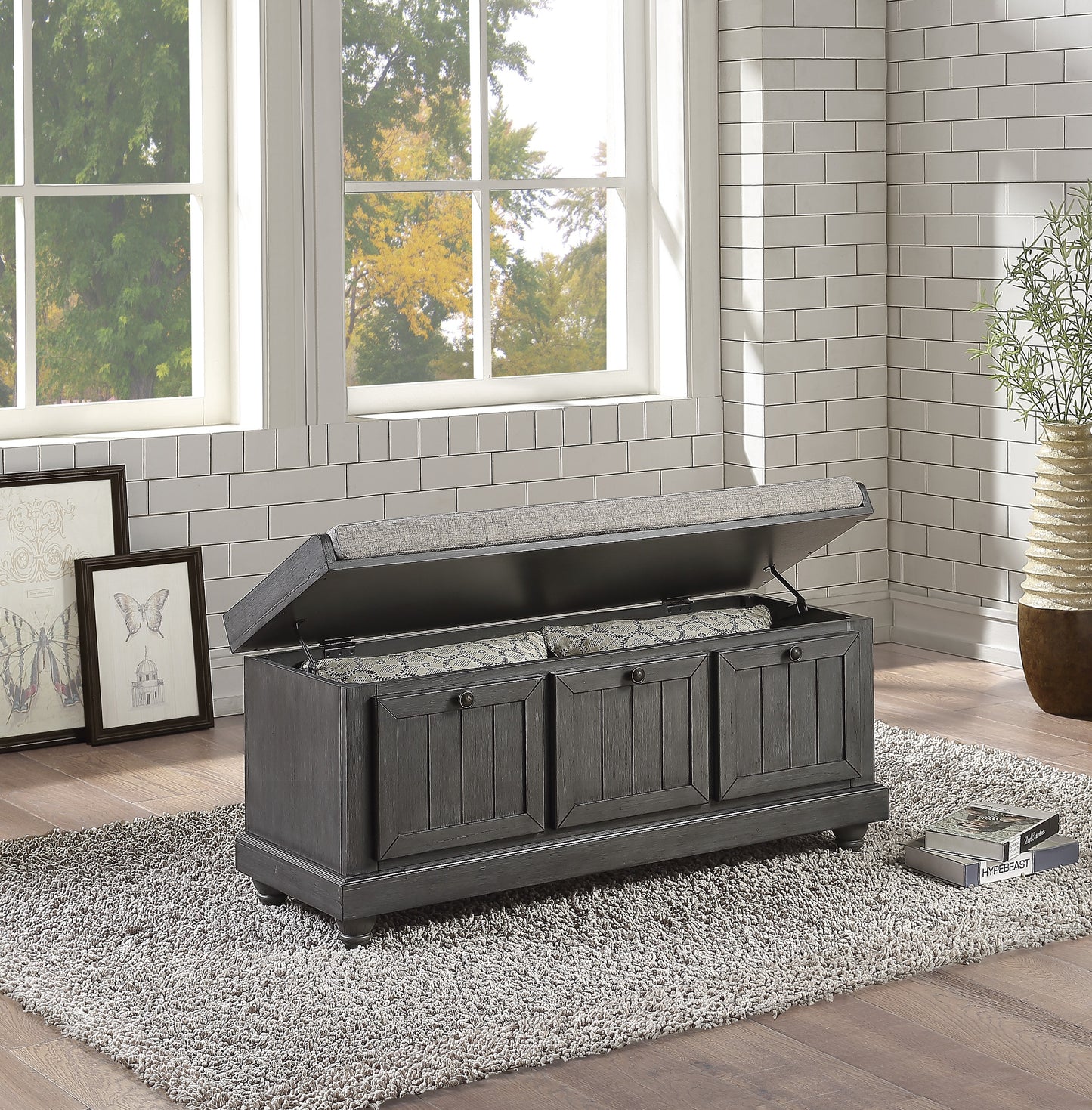 4586DG - Lift Top Storage Bench