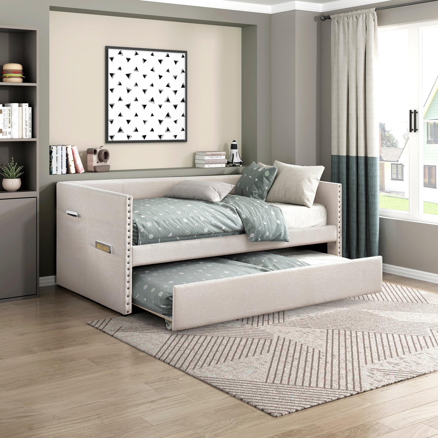 4691BE - Daybed with Trundle