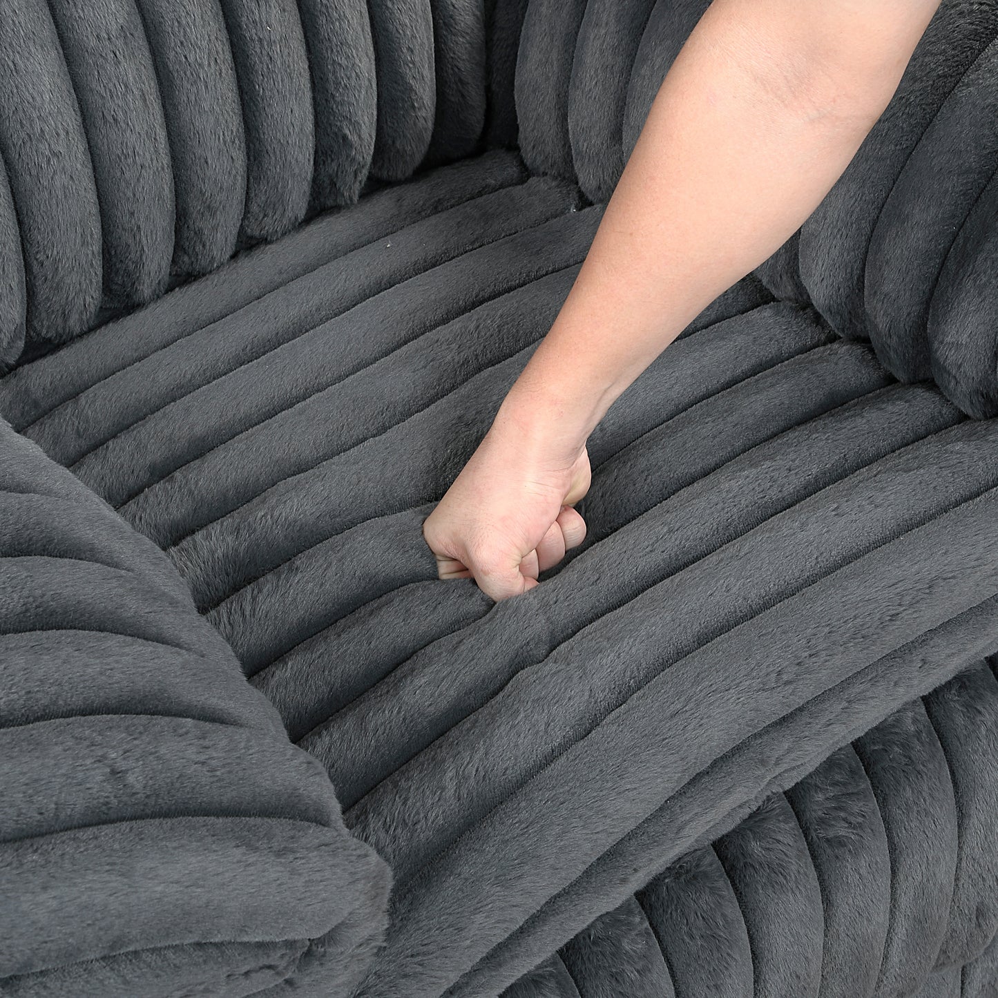 9577DG*2 - 2pc Set: Sofa, Love