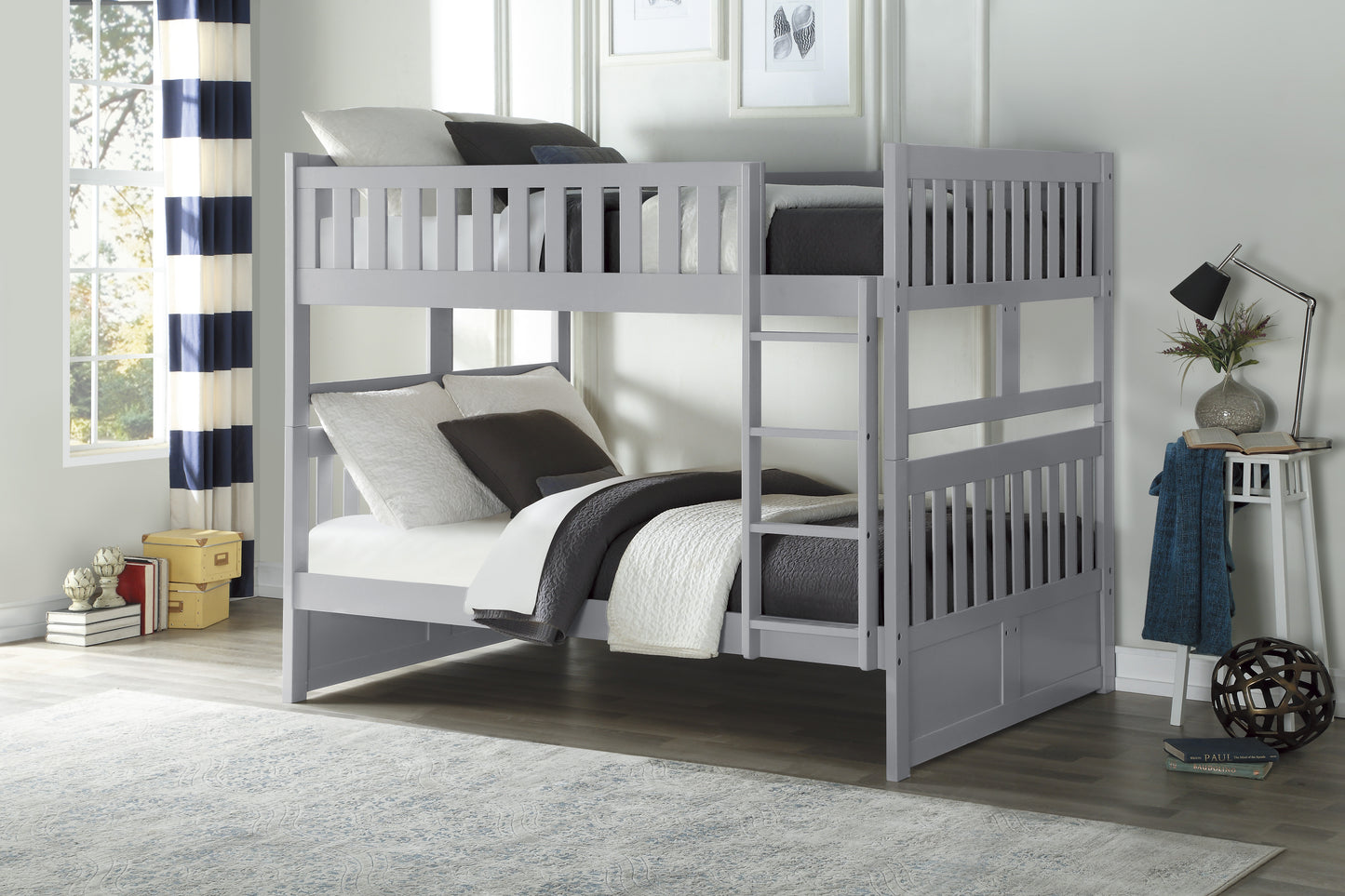 B2063FF-1* - (3) Full/Full Bunk Bed