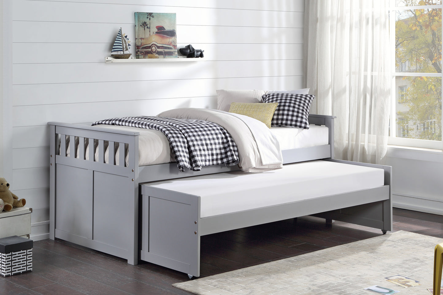 B2063RT-1* - (3) Twin/Twin Bed