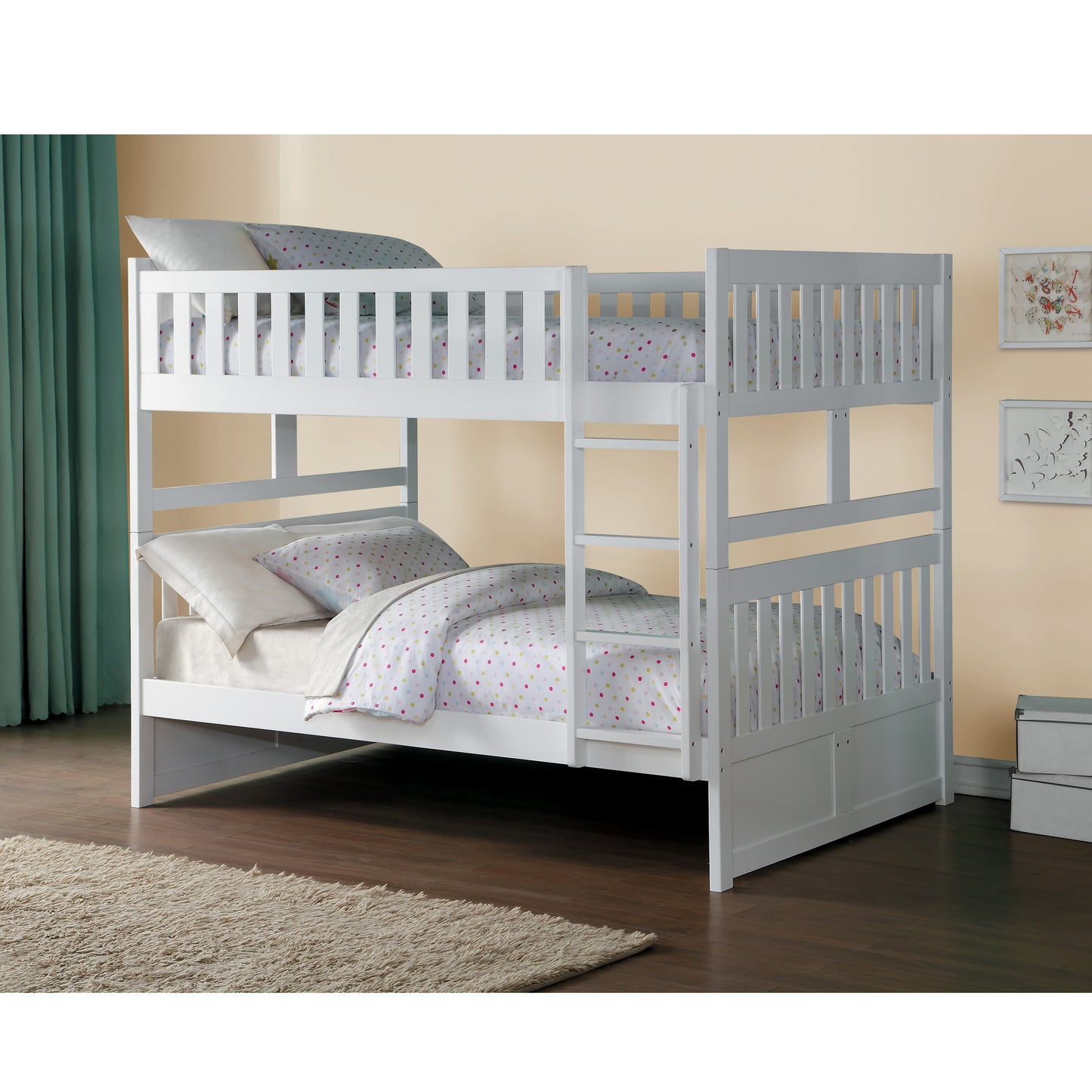 B2053FFW-1* - (3) Full/Full Bunk Bed